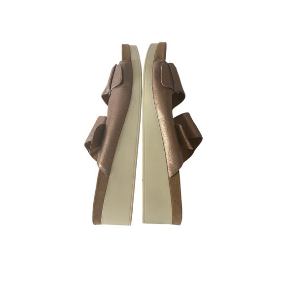 Lucky Brand Genuine Leather Pink Pearl Shimmer Slip On Sandal Women Size 10 - Picture 4 of 8